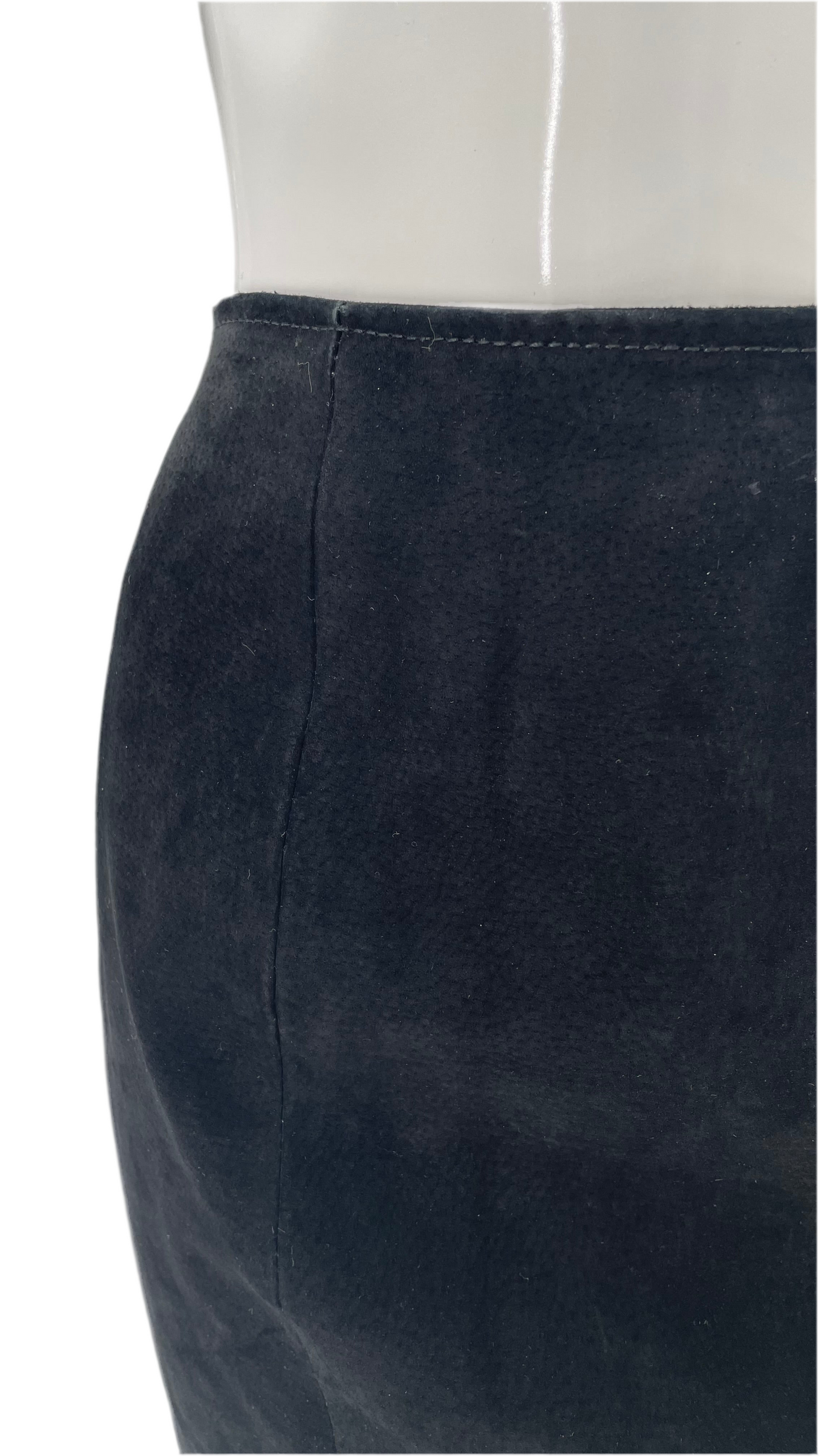 Vintage 90s black suede mini skirt - Size 6