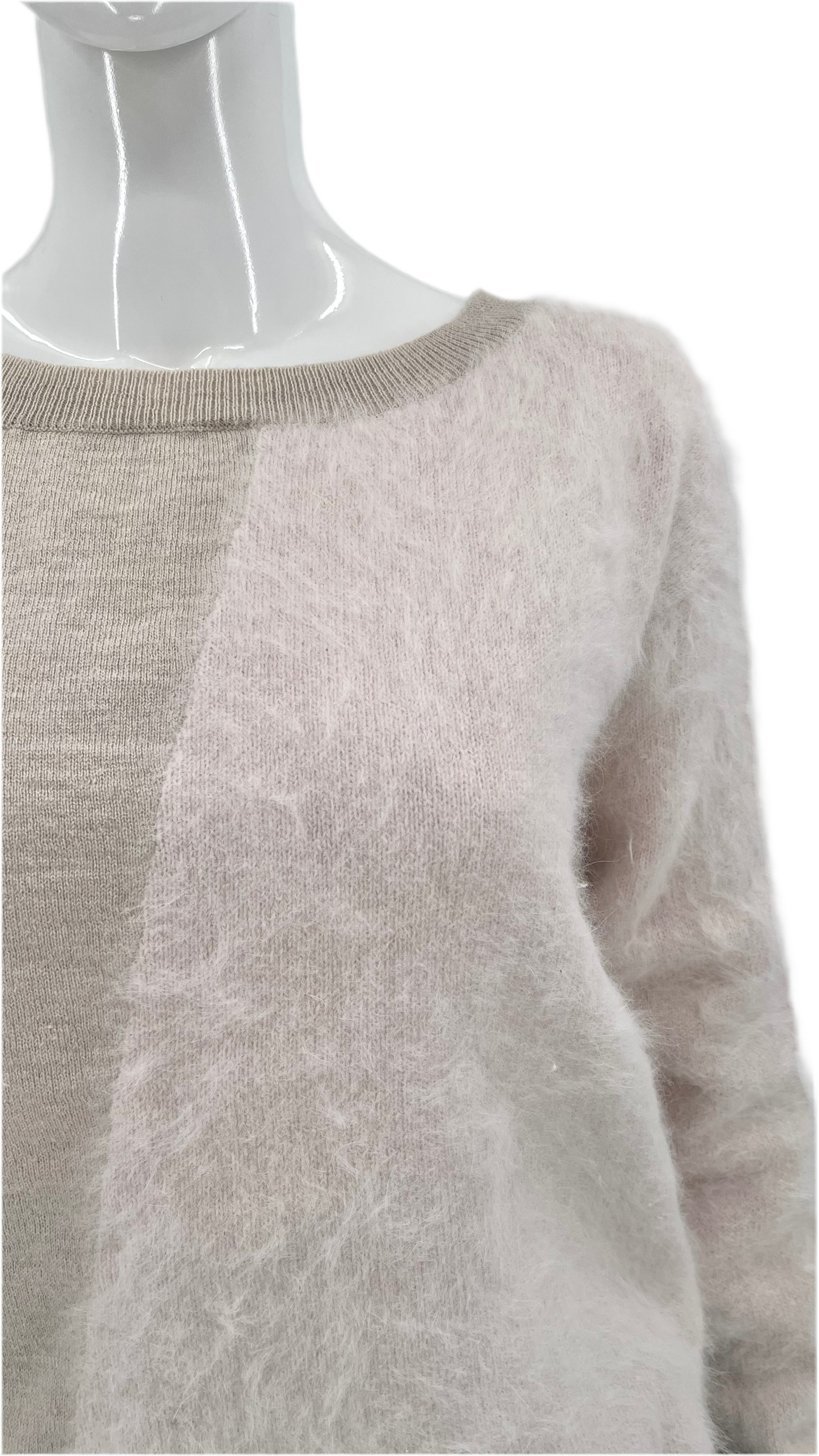Pre-Loved beige asymmetrical sweater - Size M