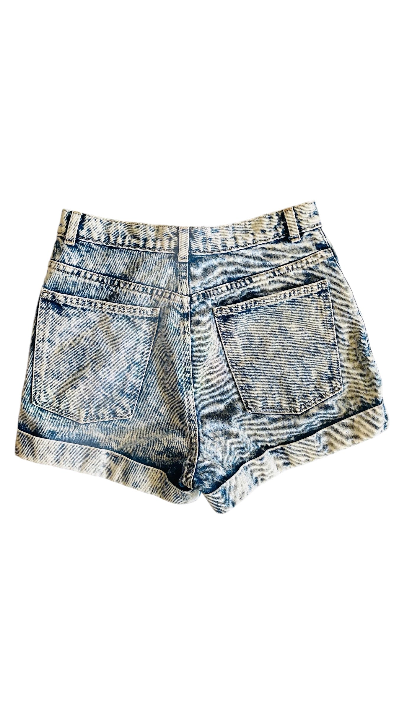 Pre-Loved AMERICAN APPAREL acid wash denim shorts - Size 29