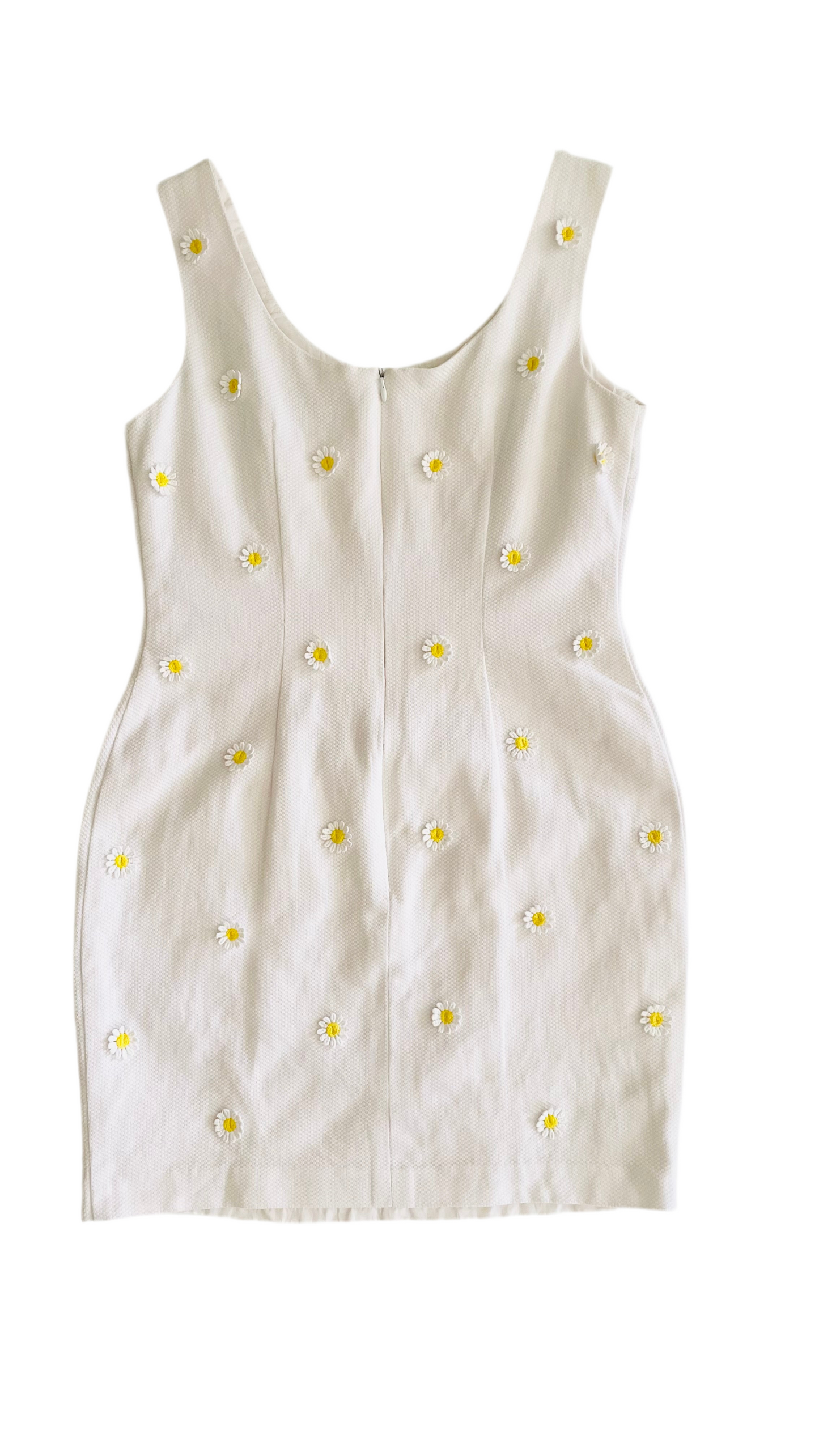 Pre-Loved LAUNDRY by SHELLI SEGAL white daisy mini tank dress - Size 4