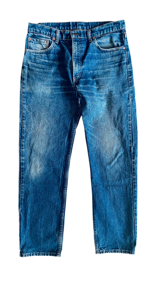 Vintage 90s mid blue LEVIS 505s - Size 35 x 30