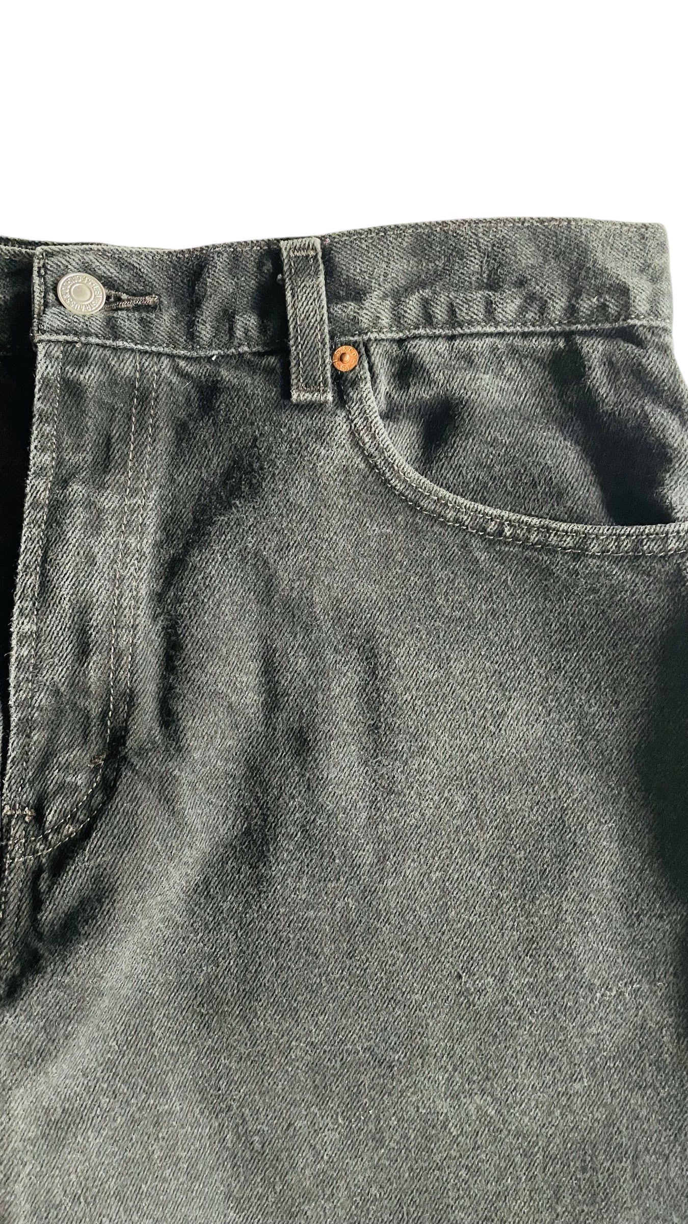 Pre-Loved LEVI’S 517s black boot cut jeans - Size 34 x 32