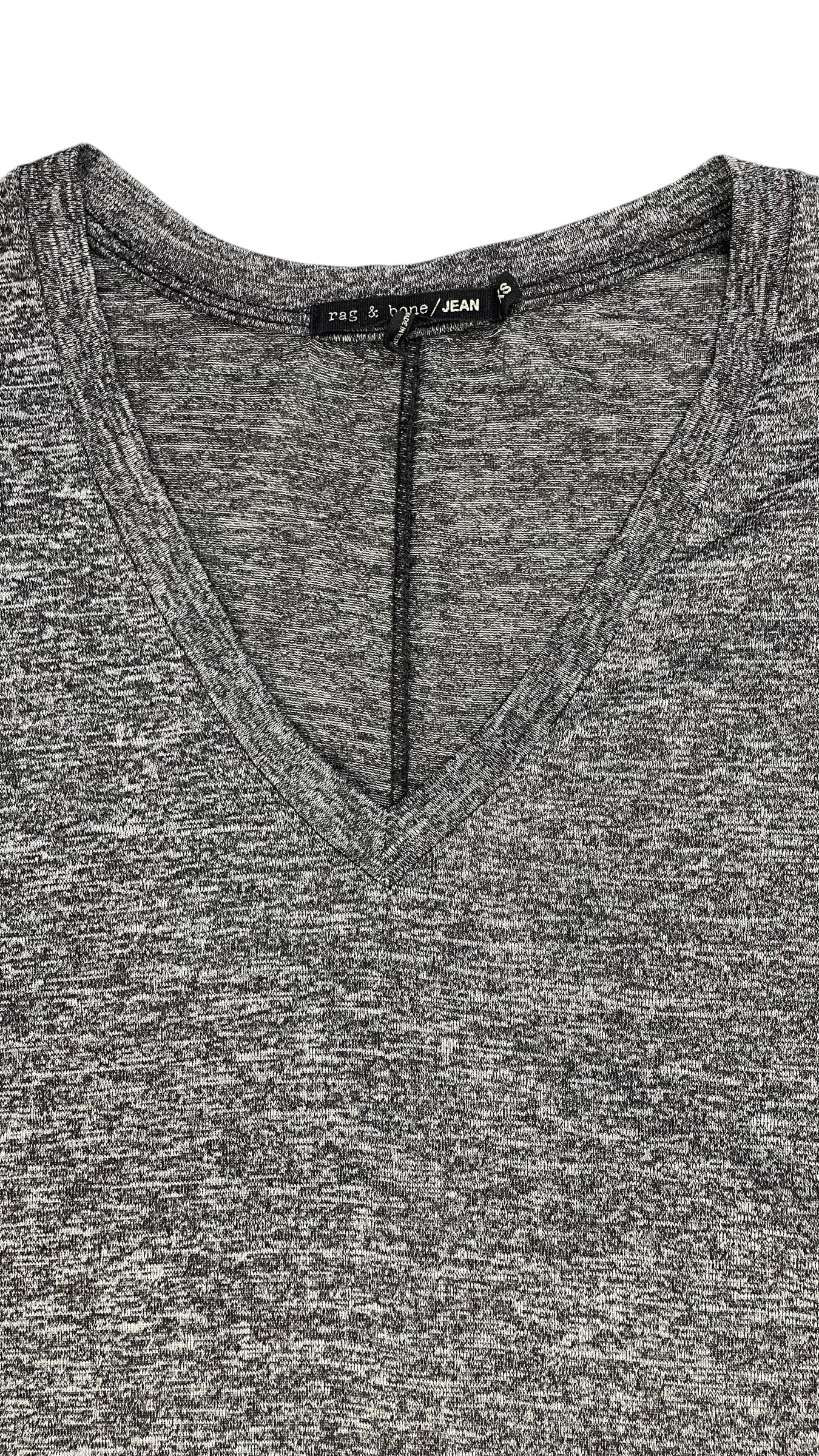 Pre-Loved RAG & BONE dark grey heather v neck t-shirt - Size XS